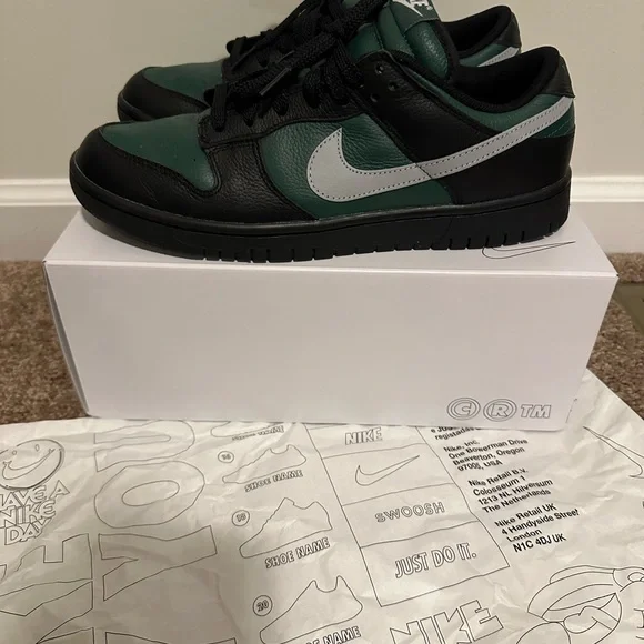 Nike Men's Custom Black and Green Dunk Low Sneakers - Picture 3 of 9